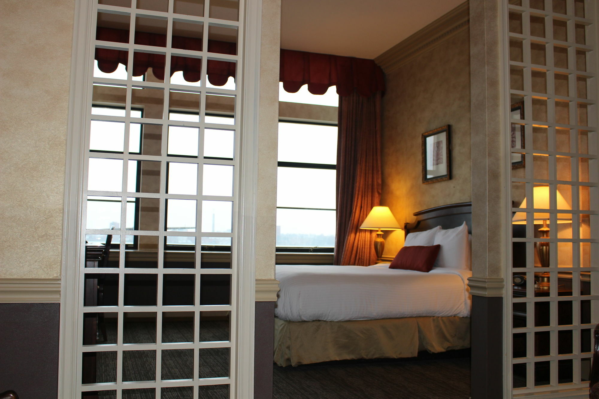 Roberts Riverwalk Urban Resort Hotel Detroit Exterior foto